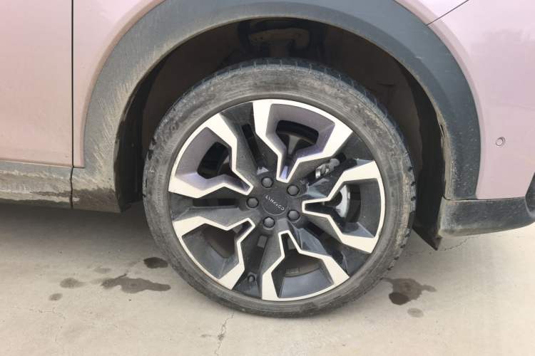 Used Lynk & Co 06 2023 Remix 1.5T Shero Right Front Wheel Hub