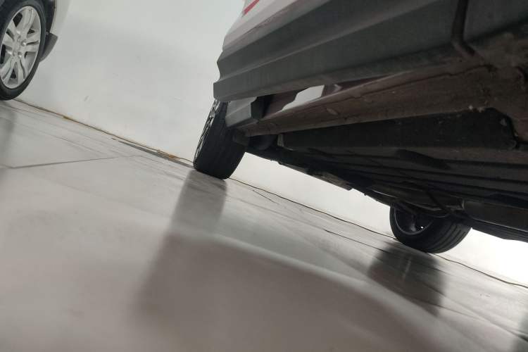 Used Lynk & Co 06 2023 Remix 1.5T Shero Right Side Sill