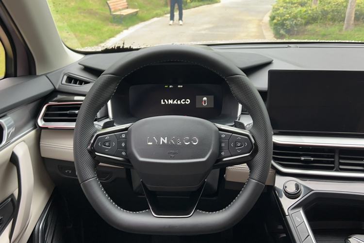 Used Lynk & Co 06 2023 Remix 1.5T Shero Steering Wheel