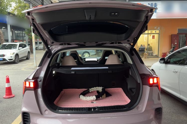 Used Lynk & Co 06 2023 Remix 1.5T Shero Trunk