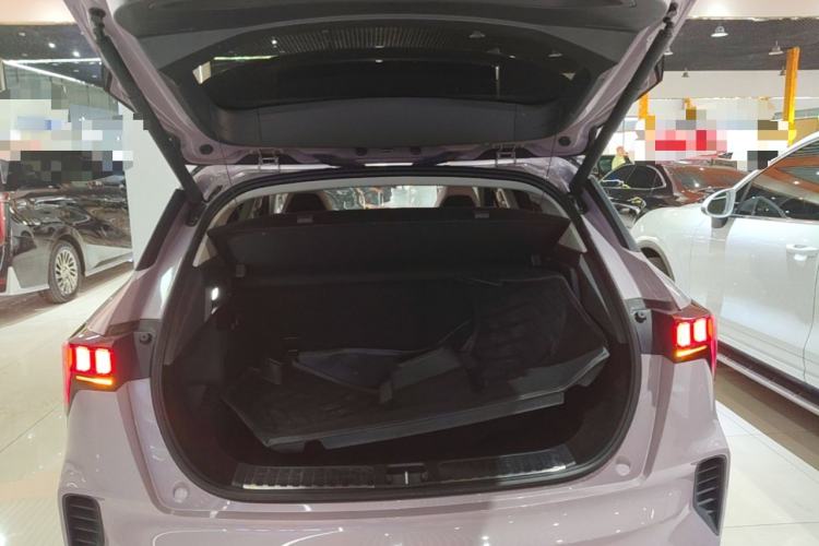 Used Lynk & Co 06 2023 Remix 1.5T Shero Trunk