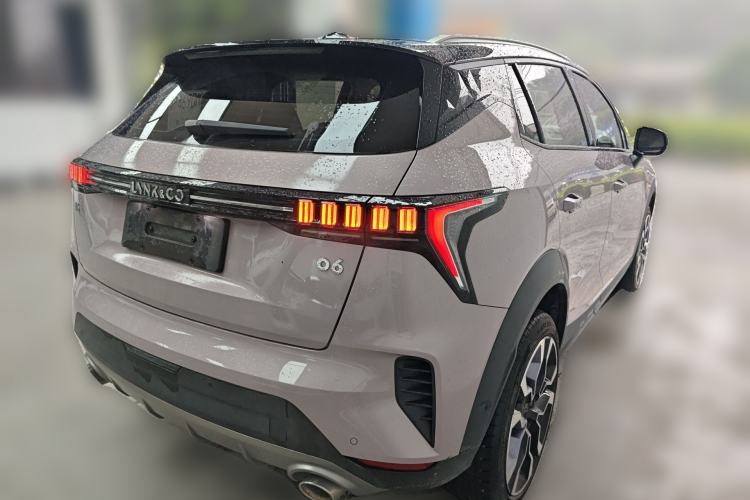 Used Lynk & Co 06 2023 Remix 1.5T YAO Halo Rear Right 45 Deg