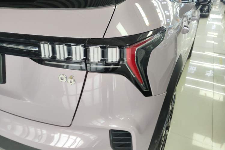 Used Lynk & Co 06 2023 Remix 1.5T Shero Exterior 6