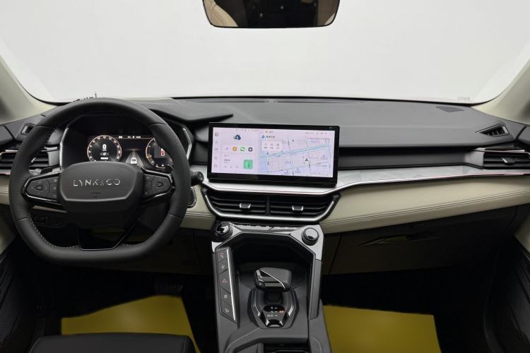 Used Lynk & Co 06 2023 Remix 1.5T Shero Interior 1