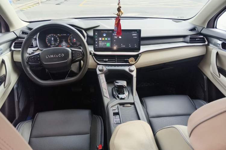 Used Lynk & Co 06 2023 Remix 1.5T Shero Interior 2