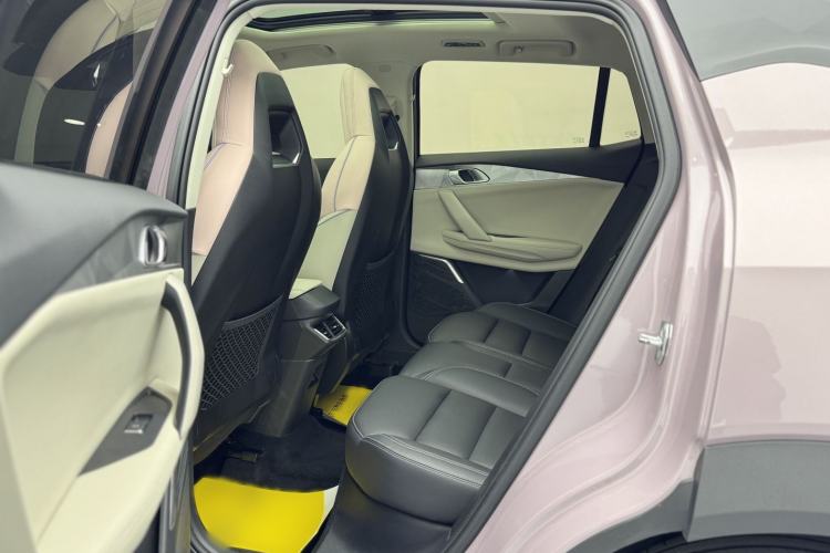 Used Lynk & Co 06 2023 Remix 1.5T Shero Interior 2