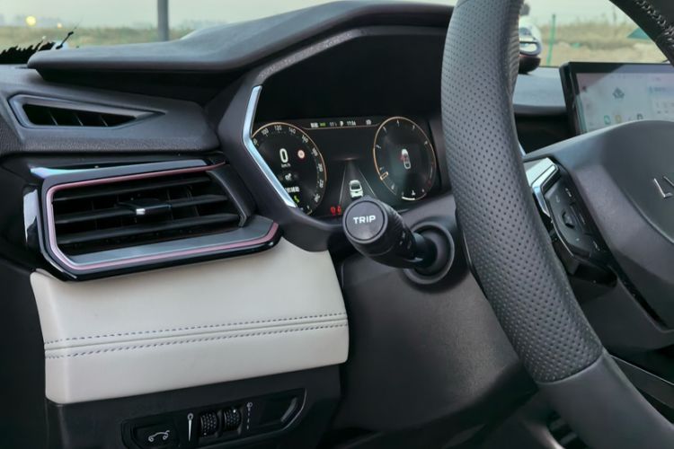 Used Lynk & Co 06 2023 Remix 1.5T Shero Interior 3