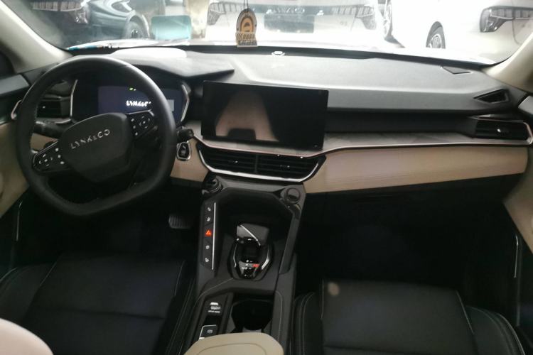 Used Lynk & Co 06 2023 Remix 1.5T Shero Interior 3