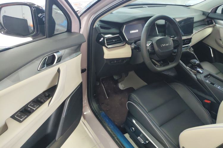 Used Lynk & Co 06 2023 Remix 1.5T Shero Interior 3