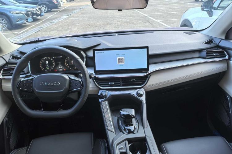 Used Lynk & Co 06 2023 Remix 1.5T Shero Interior 3