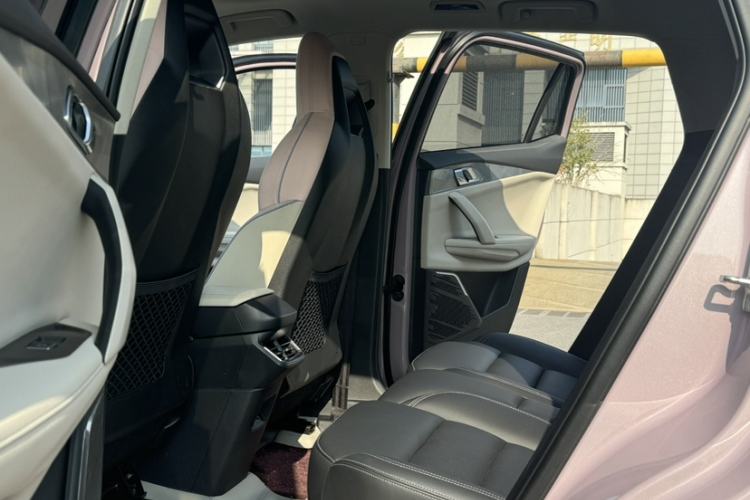 Used Lynk & Co 06 2023 Remix 1.5T Shero Interior 3