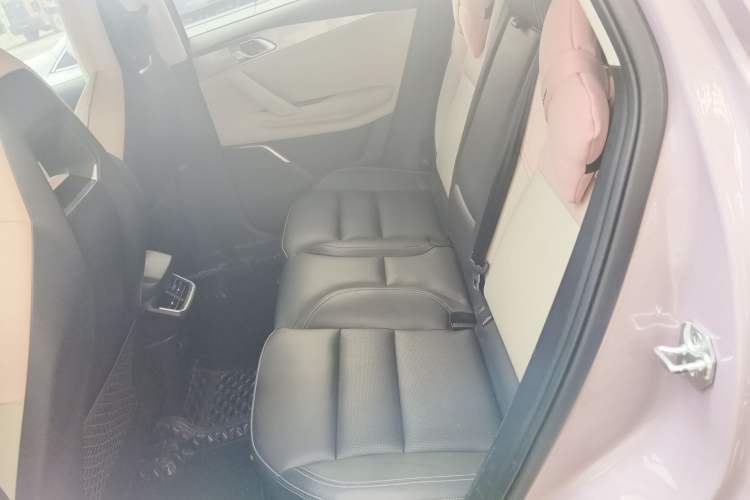 Used Lynk & Co 06 2023 Remix 1.5T Shero Interior 4