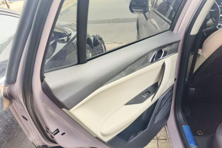 Used Lynk & Co 06 2023 Remix 1.5T Shero Interior 8