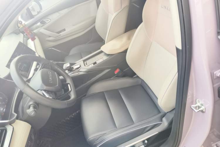 Used Lynk & Co 06 2023 Remix 1.5T Shero Left Front Seat