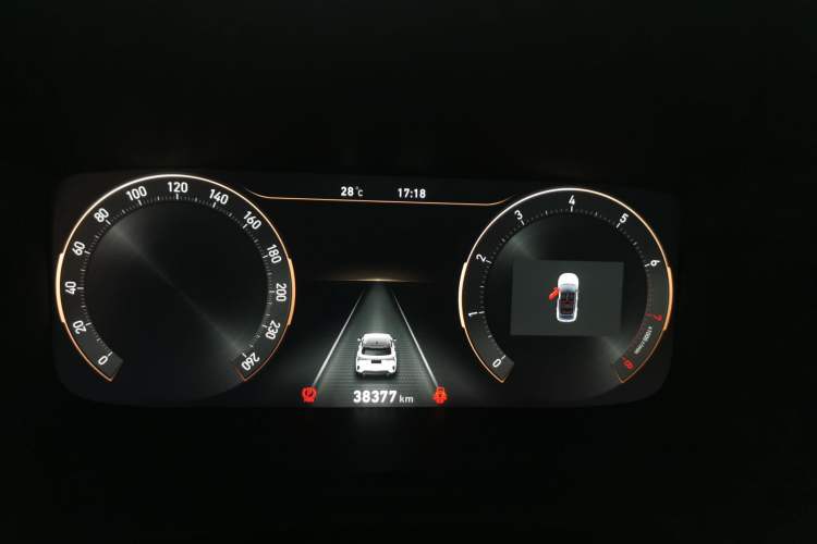 Used Lynk & Co 06 2023 Remix 1.5T Shero Odometer Close Up