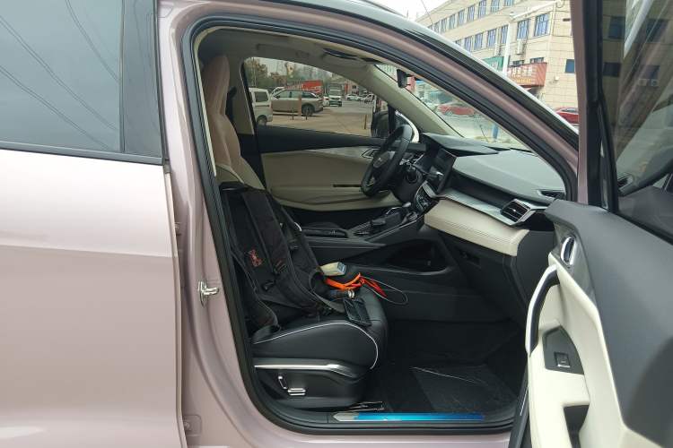 Used Lynk & Co 06 2023 Remix 1.5T Shero Right Front Seat