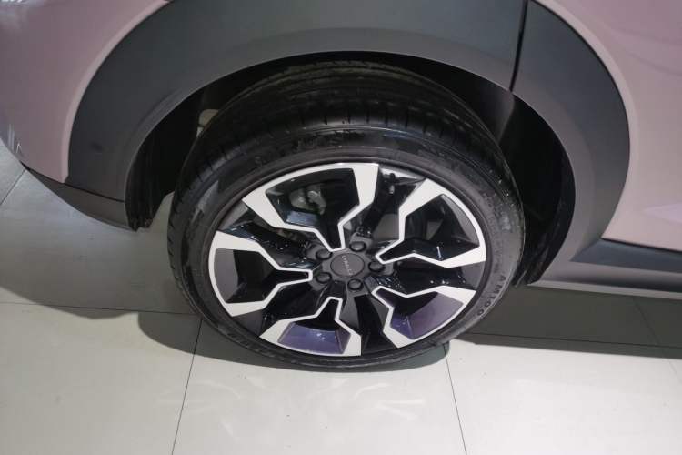 Used Lynk & Co 06 2023 Remix 1.5T Shero Right Rear Wheel Hub
