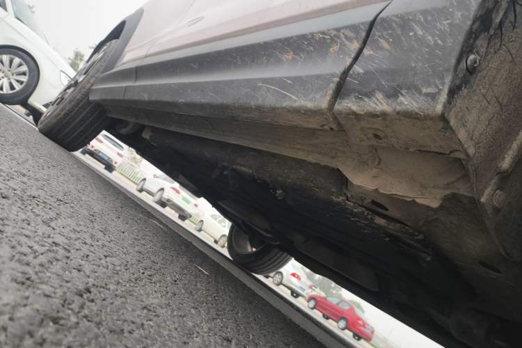 Used Lynk & Co 06 2023 Remix 1.5T Shero Right Side Sill