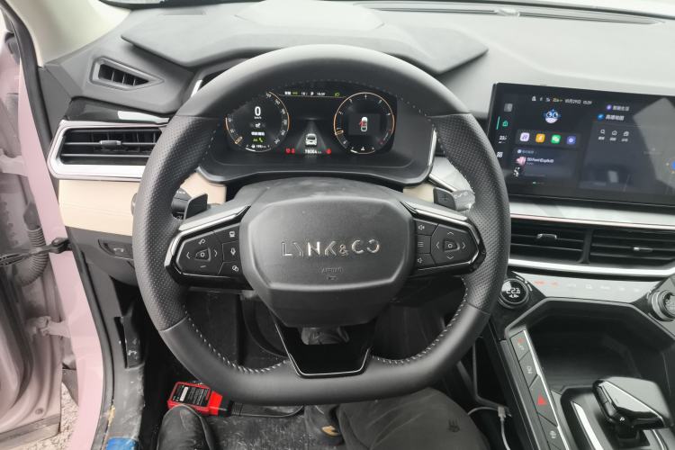 Used Lynk & Co 06 2023 Remix 1.5T Shero Steering Wheel