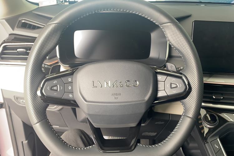 Used Lynk & Co 06 2023 Remix 1.5T Shero Steering Wheel