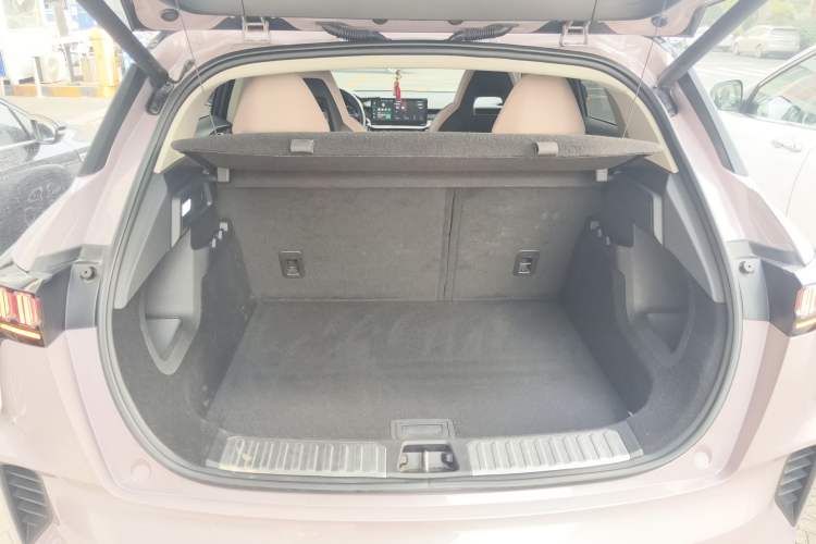Used Lynk & Co 06 2023 Remix 1.5T Shero Trunk