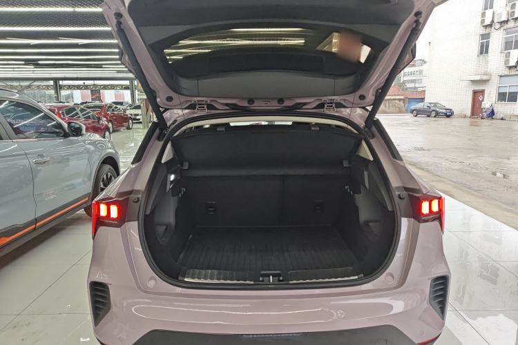 Used Lynk & Co 06 2023 Remix 1.5T Shero Trunk