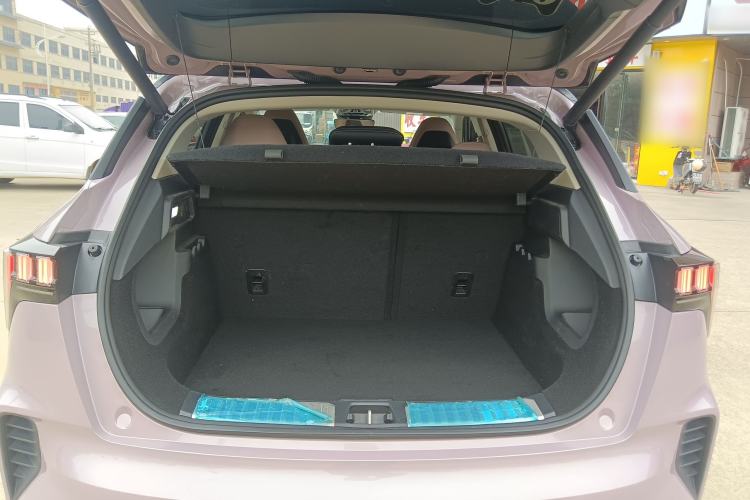 Used Lynk & Co 06 2023 Remix 1.5T Shero Trunk