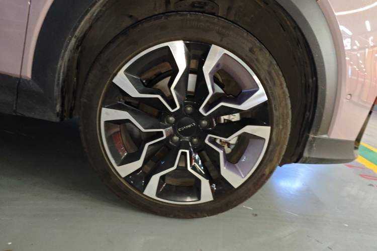 Used Lynk & Co 06 2023 Remix 1.5T Shero Right Front Wheel Hub