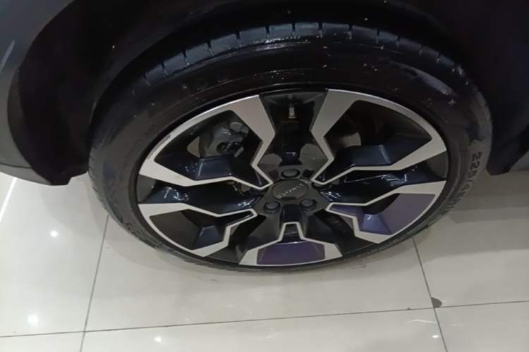 Used Lynk & Co 06 2023 Remix 1.5T Shero Right Rear Wheel Hub