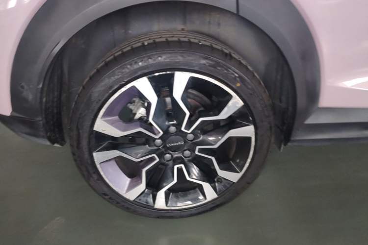 Used Lynk & Co 06 2023 Remix 1.5T Shero Right Rear Wheel Hub