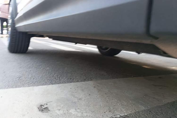 Used Lynk & Co 06 2023 Remix 1.5T Shero Right Side Sill