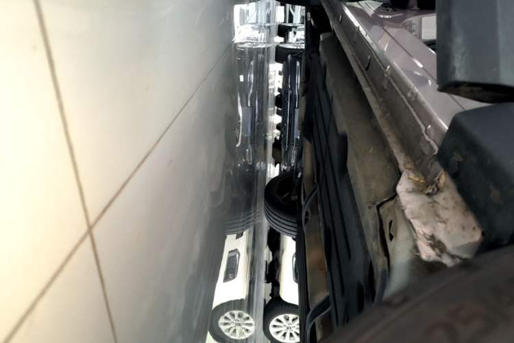 Used Lynk & Co 06 2023 Remix 1.5T Shero Right Side Sill