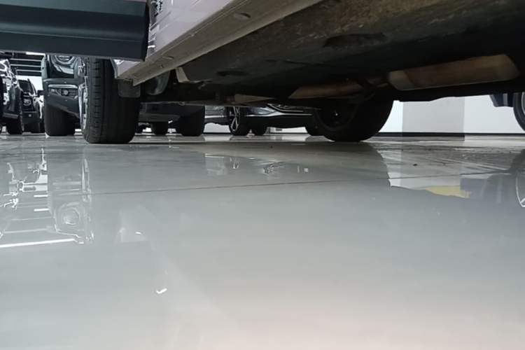 Used Lynk & Co 06 2023 Remix 1.5T Shero Right Side Sill
