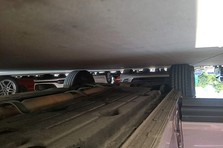 Used Lynk & Co 06 2023 Remix 1.5T Shero Right Side Sill