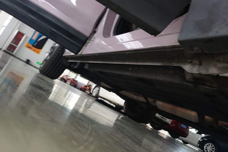 Used Lynk & Co 06 2023 Remix 1.5T Shero Right Side Sill