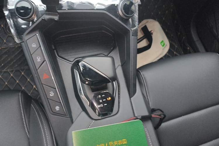 Used Lynk & Co 06 2023 Remix 1.5T JinPro Gear Lever