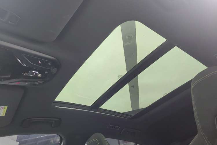 Used Lynk & Co 06 2023 Remix 1.5T Dynamic Halo Headliner