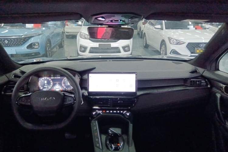 Used Lynk & Co 06 2023 Remix 1.5T JinPro Interior 1