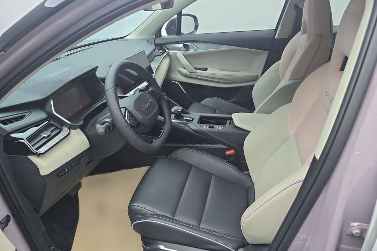 Used Lynk & Co 06 2023 Remix 1.5T Shero Interior 2