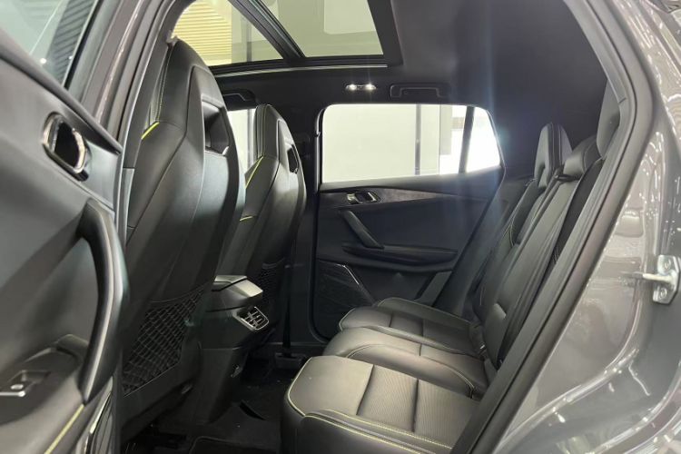 Used Lynk & Co 06 2023 Remix 1.5T Dynamic Halo Interior 4