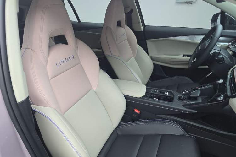 Used Lynk & Co 06 2023 Remix 1.5T Shero Interior 5