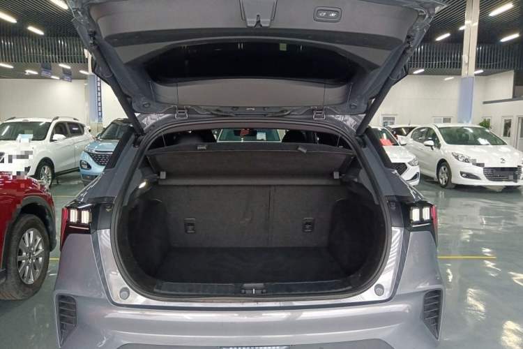 Used Lynk & Co 06 2023 Remix 1.5T JinPro Interior 5