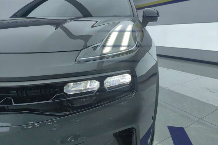 Used Lynk & Co 06 2023 Remix 1.5T Dynamic Halo Left Front Headlight