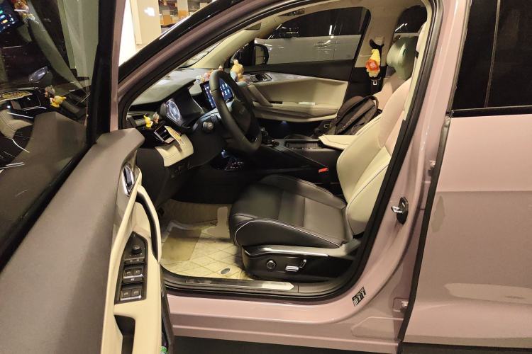 Used Lynk & Co 06 2023 Remix 1.5T Hero Left Front Seat