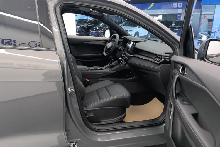 Used Lynk & Co 06 2023 Remix 1.5T JinPro Right Front Seat