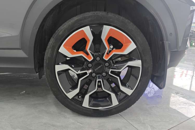 Used Lynk & Co 06 2023 Remix 1.5T YAO Halo Right Front Wheel Hub