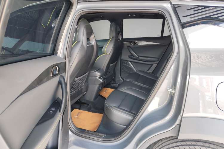 Used Lynk & Co 06 2023 Remix 1.5T Dynamic Halo Right Rear Seat