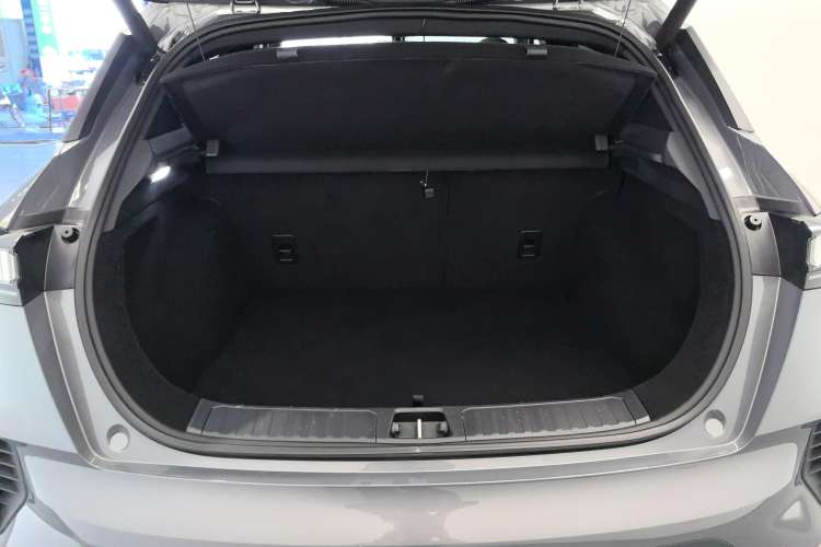 Used Lynk & Co 06 2023 Remix 1.5T JinPro Trunk