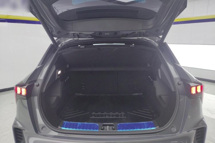 Used Lynk & Co 06 2023 Remix 1.5T Dynamic Halo Trunk