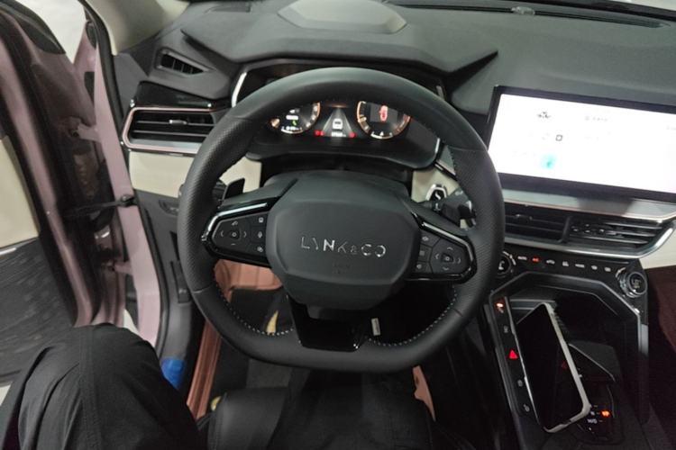 Used Lynk & Co 06 2023 Remix 1.5T Shero Steering Wheel